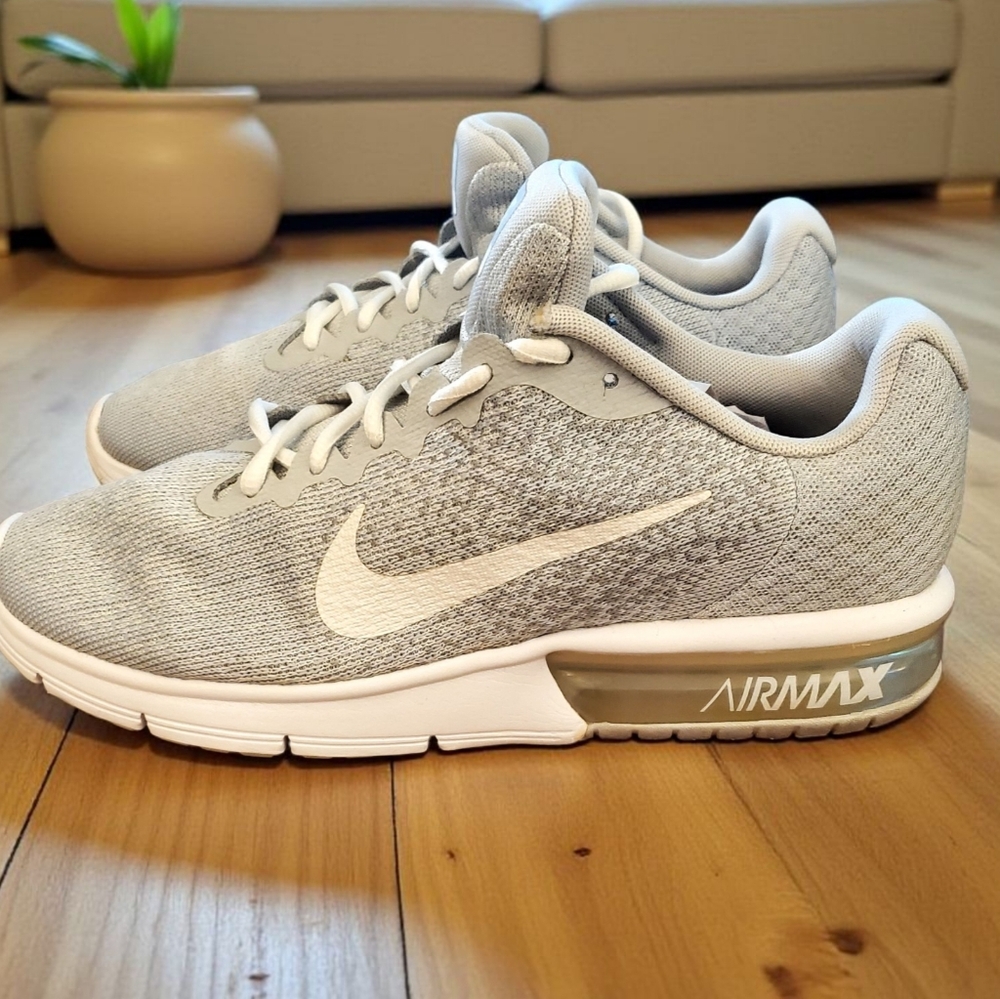 Nike Women's Air Max Sequent 2 Sneakers Shoes size 10